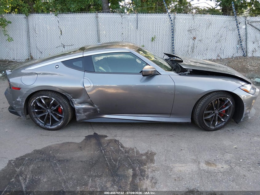 2024 Nissan Z VIN JN1BZ4BH5RM365596 IAAI salvage auction — FRONT & REAR, Mv-907A (New York), sold $13,300 on 2026-07-28 (photo 6)