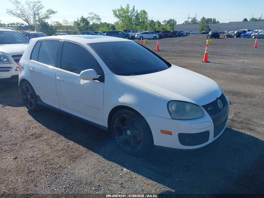 2008 Volkswagen Gti VIN WVWHV71K78W230480 IAAI salvage auction — NORMAL WEAR, Clear (New York), sold $425 on 2026-07-28 (photo 1)