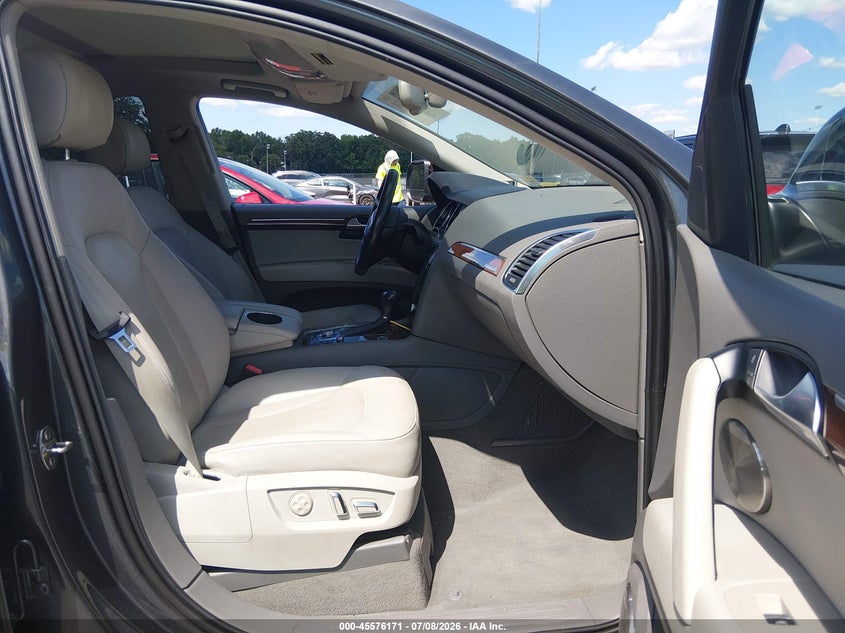 2012 Audi Q7 VIN WA1VMAFE2CD008336 IAAI salvage auction — REAR END, Salvage Title, sold $1,650 on 2026-07-27 (photo 5)