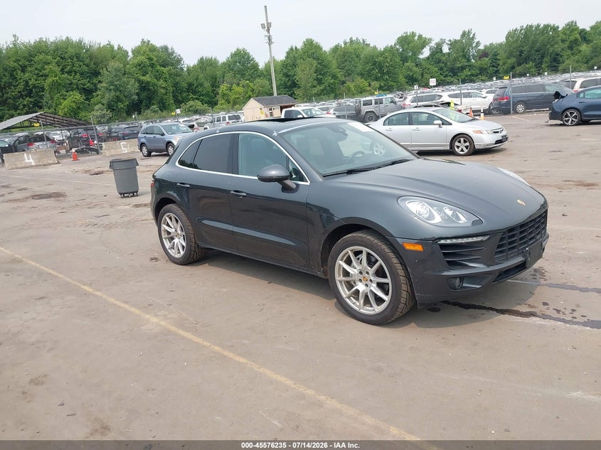2017 Porsche Macan VIN WP1AB2A56HLB14811 IAAI salvage auction — ROOF, Salvage (Connecticut), sold $5,800 on 2026-07-18 (photo 1)