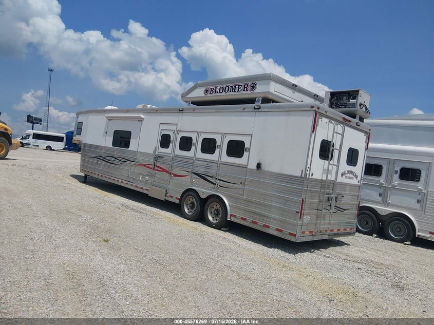 2007 Other Other VIN 1B9BG34287L511991 IAAI salvage auction — HAIL, Salvage (Missouri), sold $39,350 on 2026-08-12 (photo 3)
