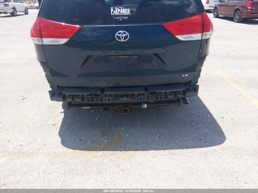 2011 Toyota Sienna VIN 5TDKK3DC3BS097591 IAAI salvage auction — NORMAL WEAR, Clear (Missouri), sold $725 on 2026-07-18 (photo 6)