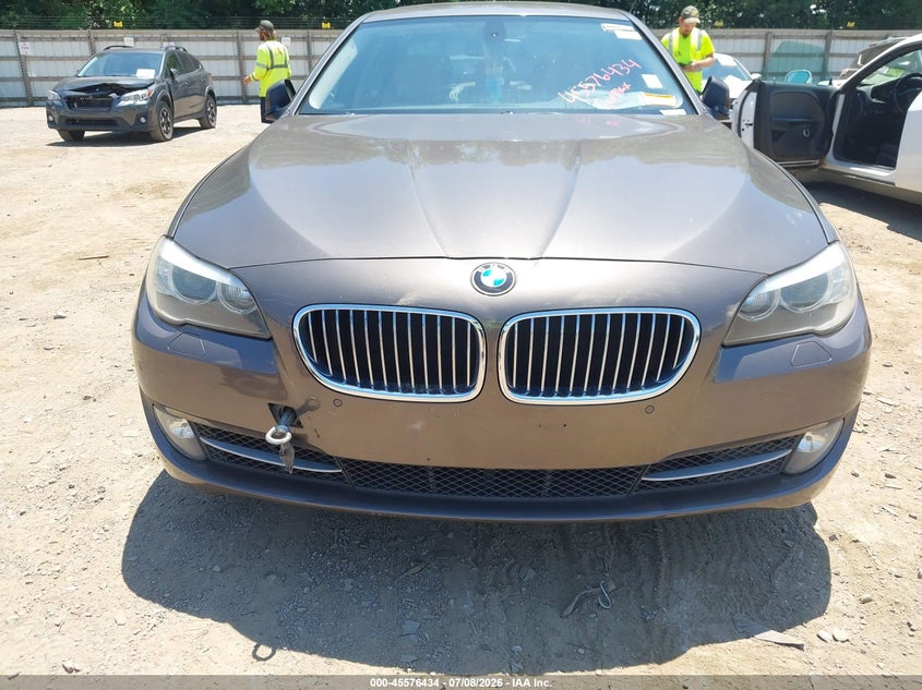 2012 BMW 5er VIN WBAXG5C59CDW24744 IAAI salvage auction — UNKNOWN, Salvage Title, sold $575 on 2026-07-15 (photo 6)