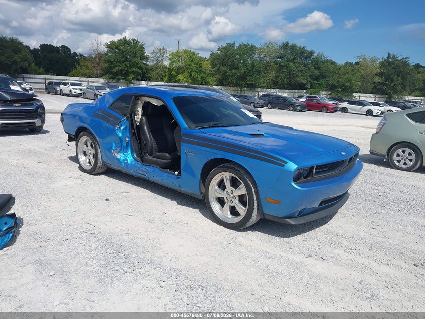 2010 Dodge Challenger VIN 2B3CJ5DT5AH131113 IAAI salvage auction — RIGHT SIDE, Rebuildable (Florida), sold $1,600 on 2026-07-26 (photo 1)