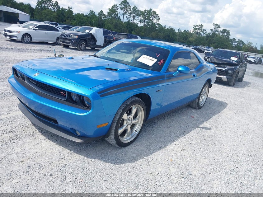2010 Dodge Challenger VIN 2B3CJ5DT5AH131113 IAAI salvage auction — RIGHT SIDE, Rebuildable (Florida), sold $1,600 on 2026-07-26 (photo 2)