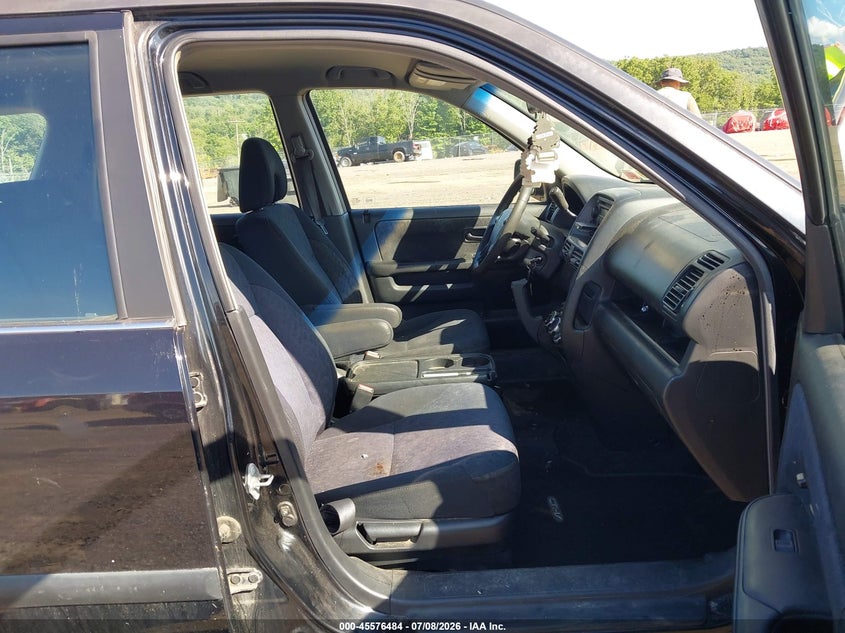 2006 Honda Cr-v VIN SHSRD78576U418272 IAAI salvage auction — NORMAL WEAR, Clear (New Jersey), sold $400 on 2026-07-30 (photo 5)
