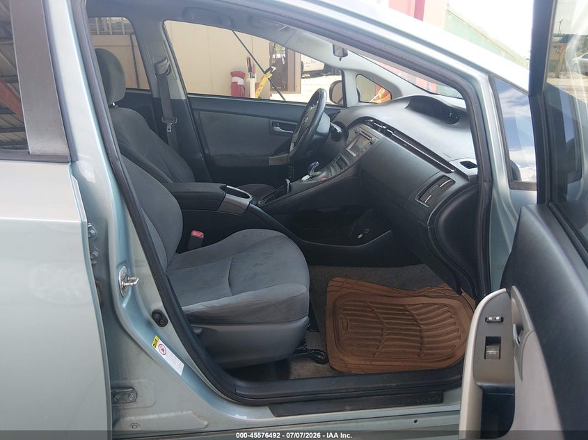 2013 Toyota Prius VIN JTDKN3DU5D5686876 IAAI salvage auction — NORMAL WEAR, Clear (Florida), sold $1,150 on 2026-07-28 (photo 5)