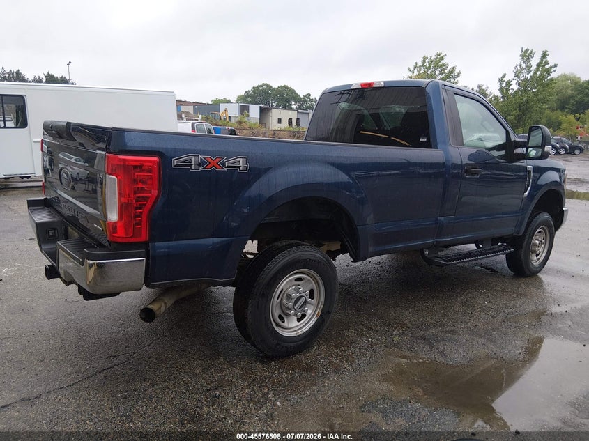2017 Ford F-350 VIN 1FTRF3B69HEE21934 IAAI salvage auction — NORMAL WEAR, Sf97 (Rhode Island), sold $18,600 on 2026-07-23 (photo 4)