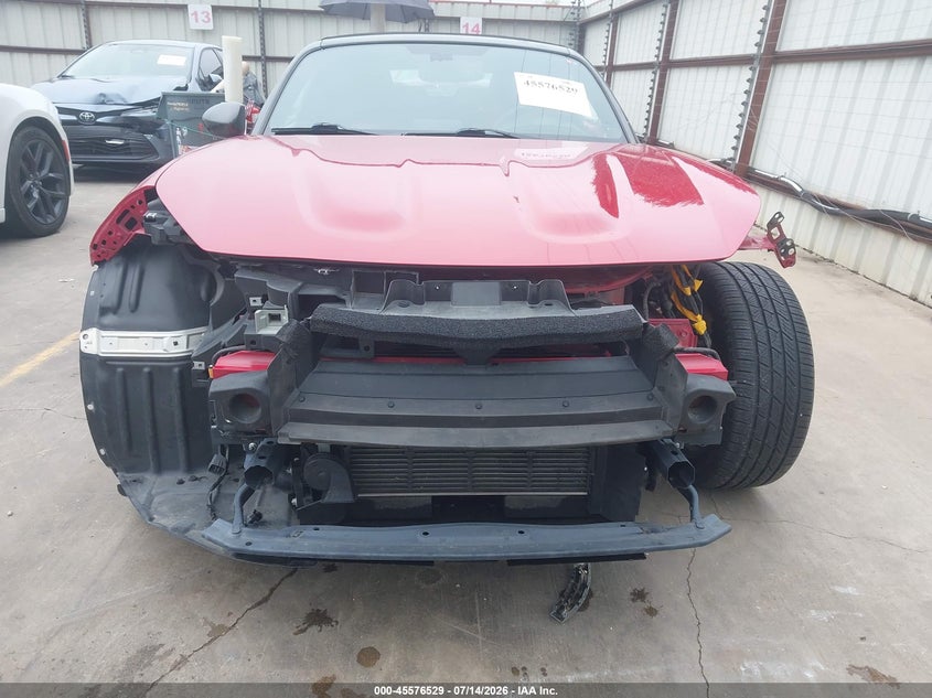 2019 Fiat 124 spider VIN JC1NFAEK4K0143229 IAAI salvage auction — FRONT END, Salvage Title, sold $4,550 on 2026-09-10 (photo 6)