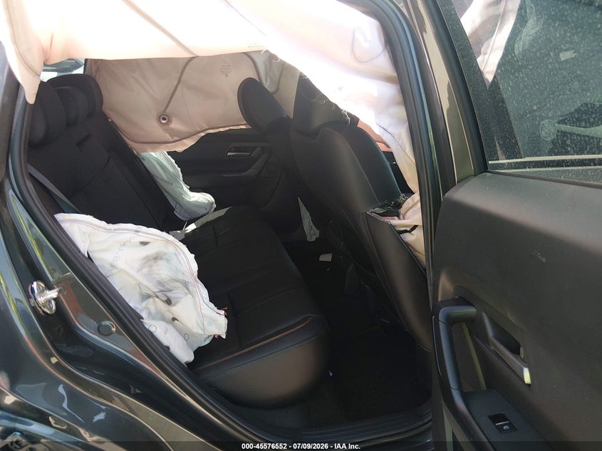 2026 Mazda Cx-50 VIN 7MMVABDL0TN466960 IAAI salvage auction — SIDE, Salvage (Arizona), sold $5,600 on 2026-07-29 (photo 8)