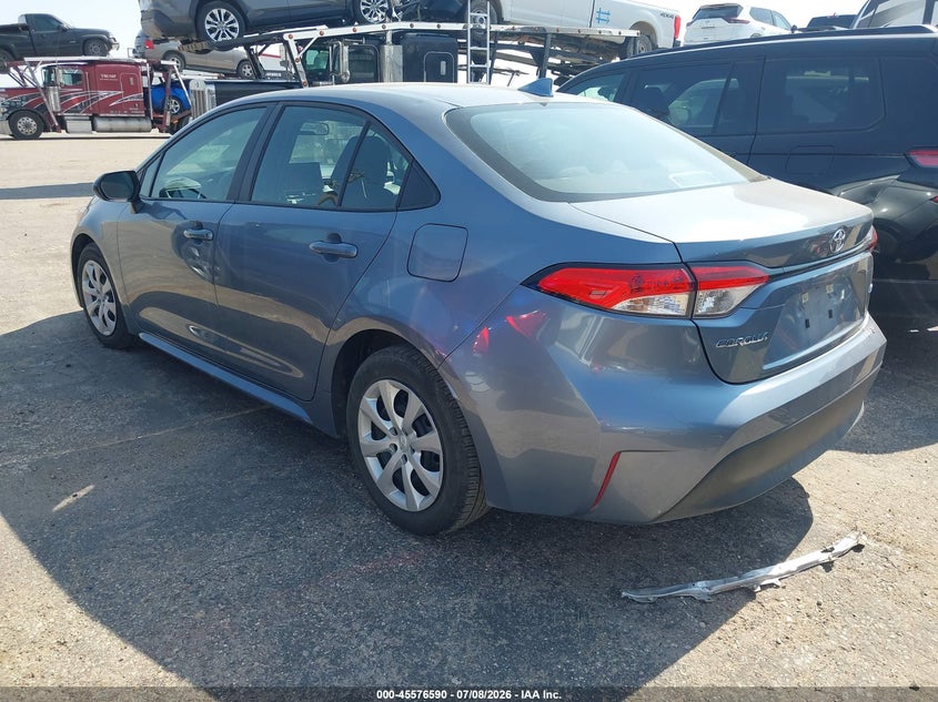 2025 Toyota Corolla VIN 5YFB4MDE6SP268960 IAAI salvage auction — HAIL, Salvage Title, sold $14,350 on 2026-07-16 (photo 3)