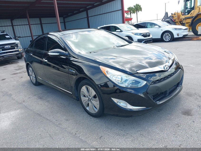 2015 Hyundai Sonata hybrid VIN KMHEC4A40FA119400 IAAI salvage auction — NORMAL WEAR, Clear (Florida), sold $150 on 2026-07-22 (photo 1)