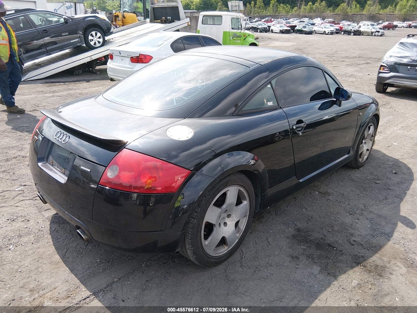 2003 Audi Tt VIN TRUWT28N731012647 IAAI salvage auction — FRONT END, Salvage (Pennsylvania), sold $300 on 2026-07-28 (photo 4)