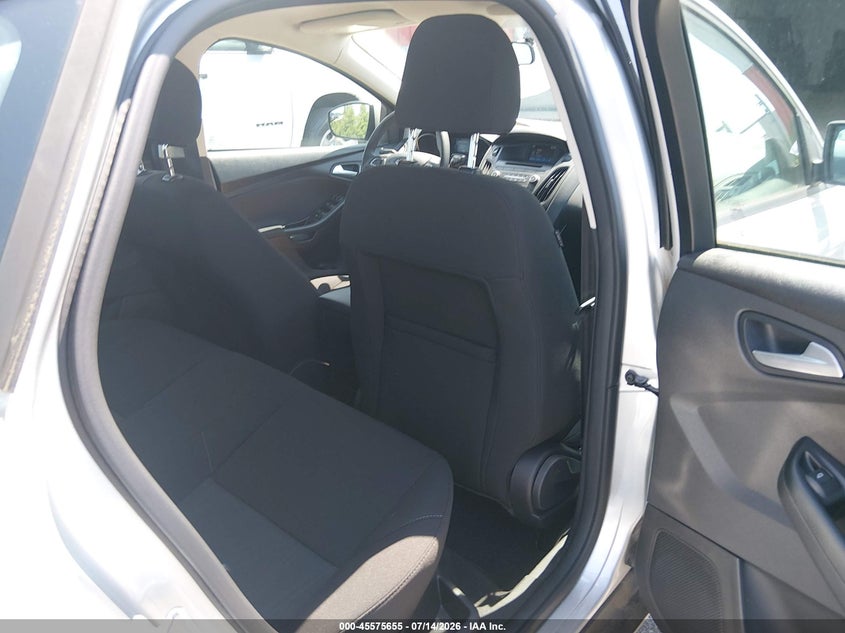 2017 Ford Focus VIN 1FADP3F27HL320326 IAAI salvage auction — NORMAL WEAR, Sf97 (Maryland), sold $8,950 on 2026-08-18 (photo 8)