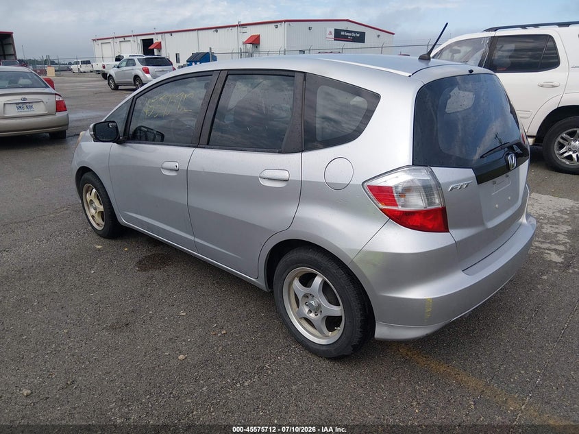 2013 Honda Fit VIN JHMGE8G31DC017147 IAAI salvage auction — NORMAL WEAR, Clear (Missouri), sold $525 on 2026-07-30 (photo 3)