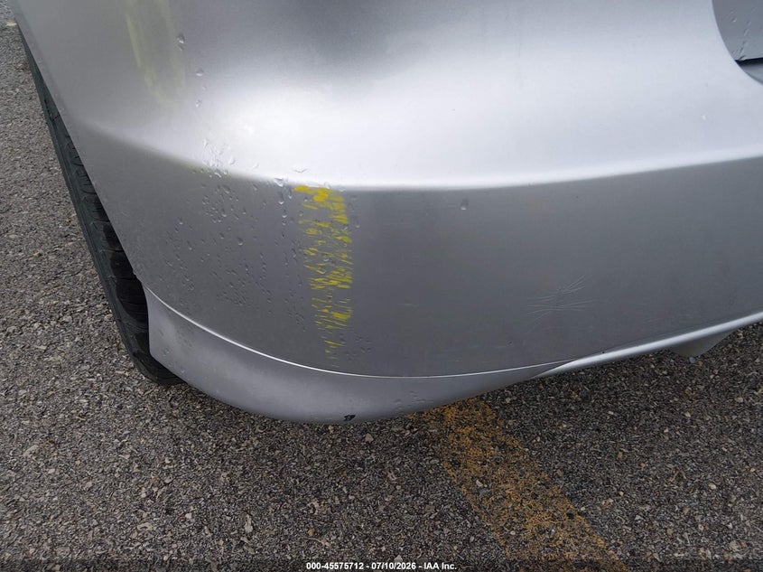 2013 Honda Fit VIN JHMGE8G31DC017147 IAAI salvage auction — NORMAL WEAR, Clear (Missouri), sold $525 on 2026-07-30 (photo 6)