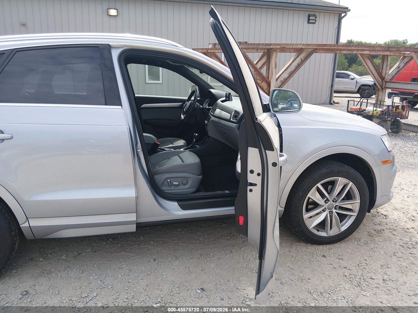 2016 Audi Q3 VIN WA1EFCFS4GR017818 IAAI salvage auction — FRONT END, Salvage (Ohio), sold $2,300 on 2026-08-02 (photo 5)