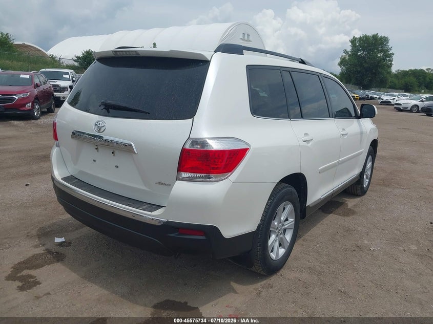 2013 Toyota Highlander VIN 5TDBK3EH1DS253351 IAAI salvage auction — FRONT END, Salvage (Iowa), sold $4,500 on 2026-07-28 (photo 4)