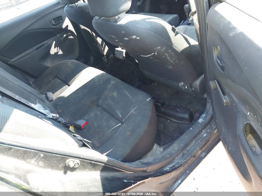 2009 Toyota Yaris VIN JTDBT903591324437 IAAI salvage auction — NORMAL WEAR, Clear (Massachusetts), sold $500 on 2026-07-28 (photo 8)