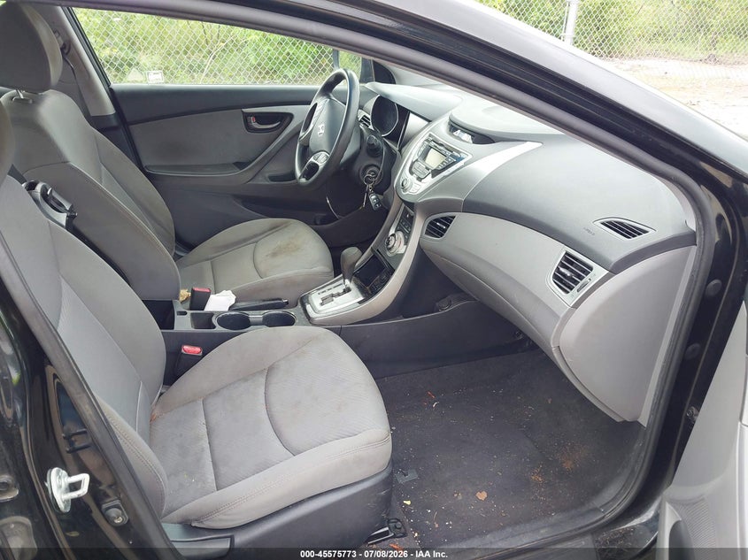 2012 Hyundai Elantra VIN KMHDH4AE3CU318120 IAAI salvage auction — NORMAL WEAR, Clear (Pennsylvania), sold $575 on 2026-07-28 (photo 5)