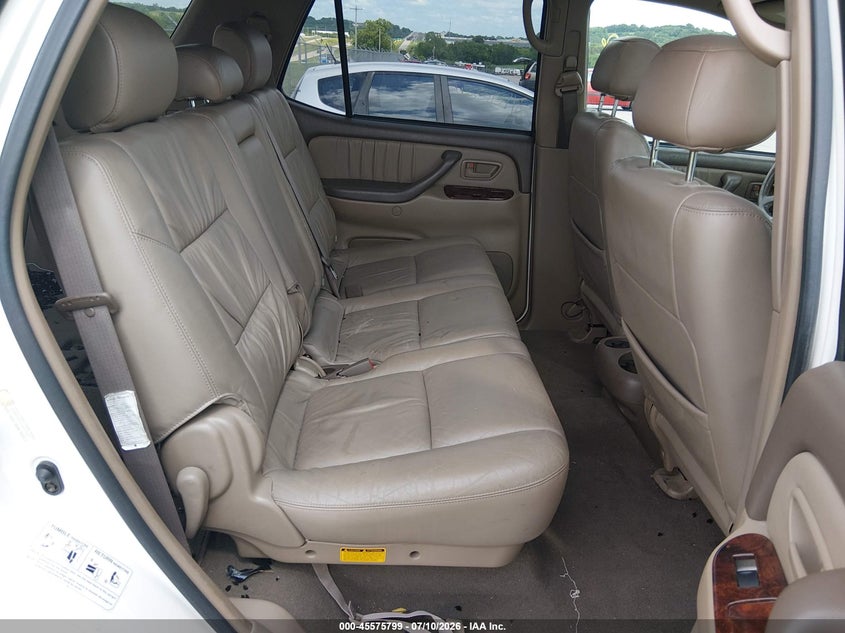 2004 Toyota Sequoia VIN 5TDBT48A44S217509 IAAI salvage auction — NORMAL WEAR, Clear (Missouri), sold $1,200 on 2026-07-16 (photo 8)