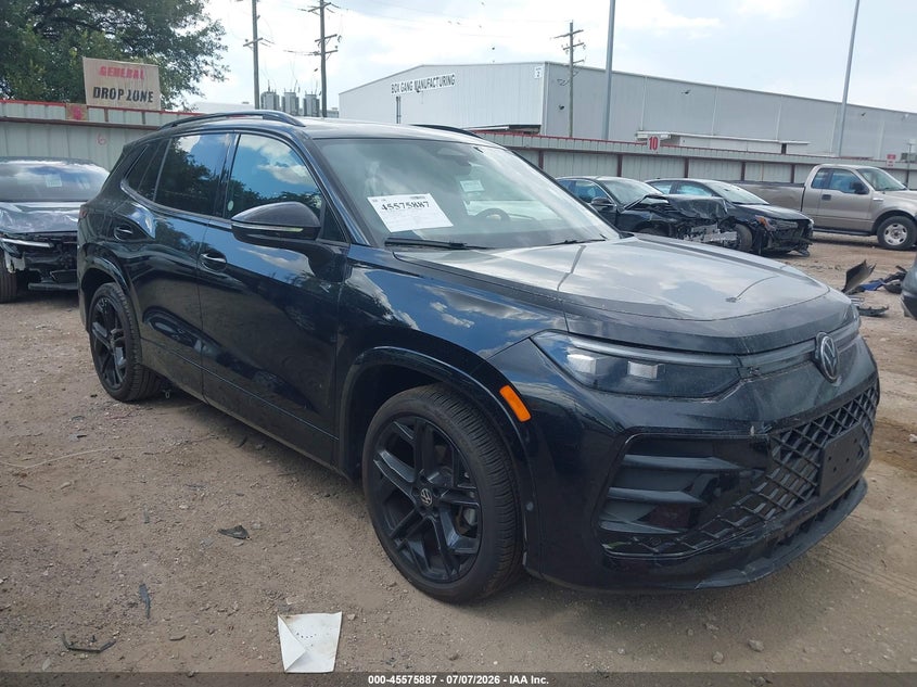 2026 Volkswagen Tiguan VIN 3VVHR7RM9TM094552 IAAI salvage auction — LEFT REAR, Salvage Title, sold $6,400 on 2026-07-23 (photo 1)