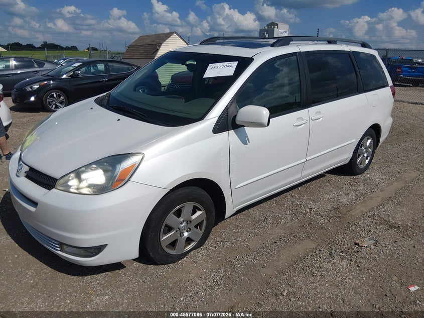 2005 Toyota Sienna VIN 5TDZA22C65S227737 IAAI salvage auction — NORMAL WEAR, Clear (Illinois), sold $900 on 2026-07-29 (photo 2)