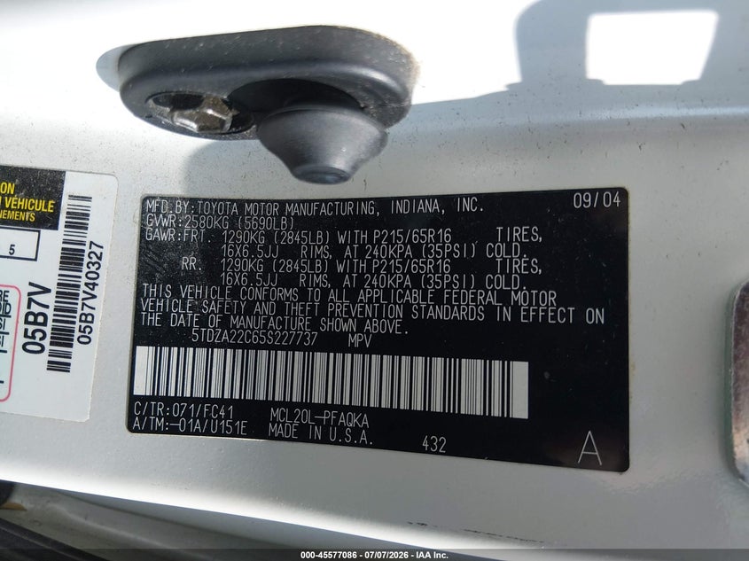 2005 Toyota Sienna VIN 5TDZA22C65S227737 IAAI salvage auction — NORMAL WEAR, Clear (Illinois), sold $900 on 2026-07-29 (photo 9)