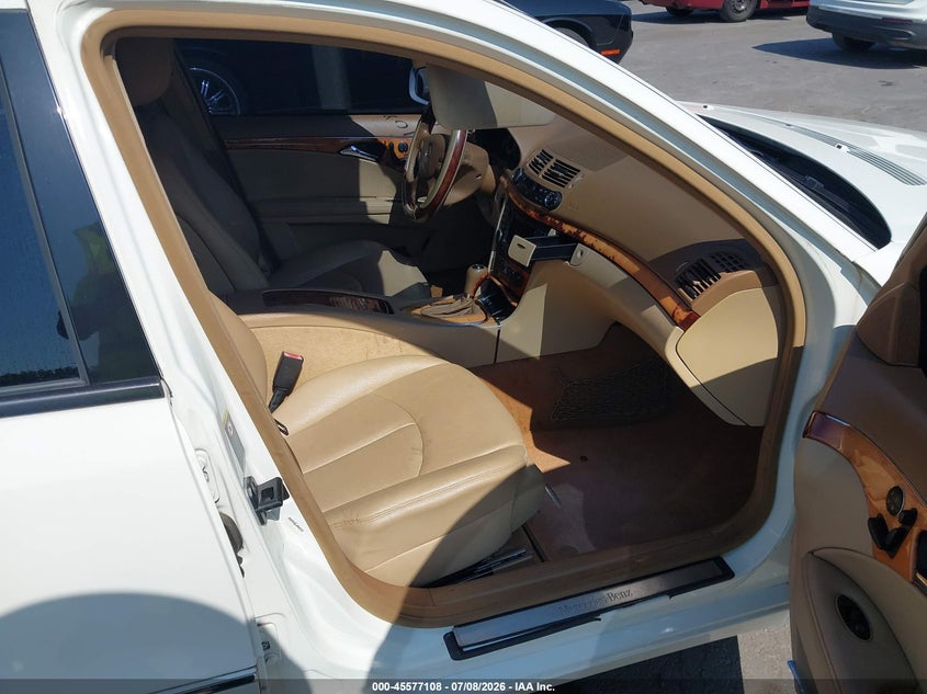 2008 Mercedes-benz E-class VIN WDBUF56XX8B306364 IAAI salvage auction — NORMAL WEAR, Repossession Paperwork (Georgia), sold $875 on 2026-08-19 (photo 5)