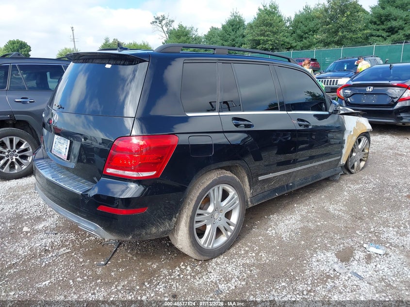 2015 Mercedes-benz Glk-klasse VIN WDCGG5HBXFG430528 IAAI salvage auction — EXTERIOR BURN, Salvage (Idaho), sold $375 on 2026-08-10 (photo 4)