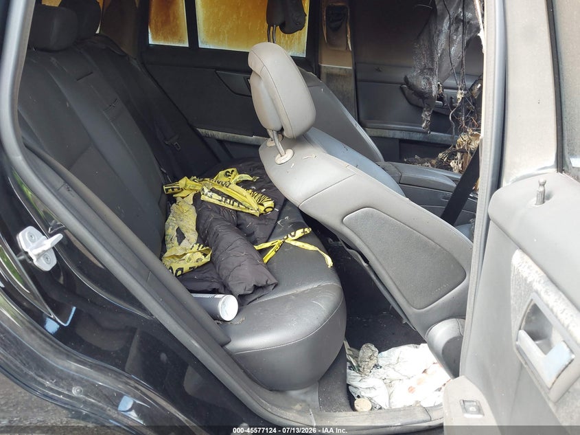 2015 Mercedes-benz Glk-klasse VIN WDCGG5HBXFG430528 IAAI salvage auction — EXTERIOR BURN, Salvage (Idaho), sold $375 on 2026-08-10 (photo 8)