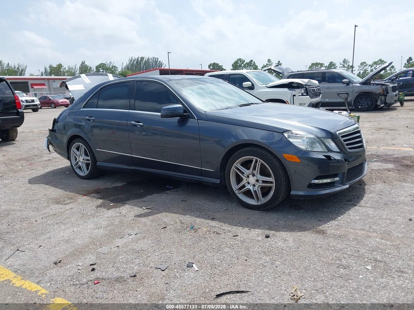 2012 Mercedes-benz E-klasse VIN WDDHF5KB1CA519303 IAAI salvage auction — REAR END, Rebuildable (Florida), sold $1,050 on 2026-07-20 (photo 1)