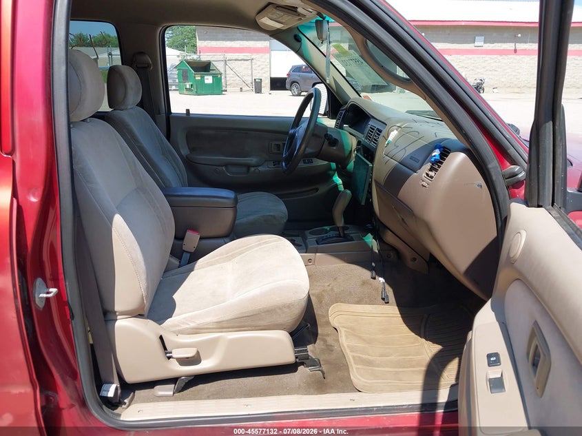 2001 Toyota Tacoma VIN 5TEGM92N81Z750344 IAAI salvage auction — NORMAL WEAR, Original (Maine), sold $2,350 on 2026-07-27 (photo 5)