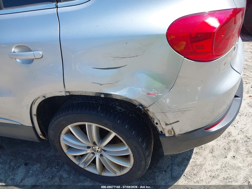2012 Volkswagen Tiguan VIN WVGAV7AXXCW532315 IAAI salvage auction — REAR END, Clear (Massachusetts), sold $275 on 2026-07-18 (photo 6)