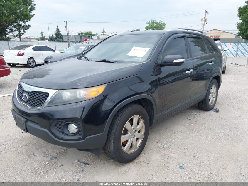 2013 Kia Sorento VIN 5XYKT3A61DG407054 IAAI salvage auction — NORMAL WEAR, Clear (Illinois), sold $425 on 2026-07-28 (photo 2)