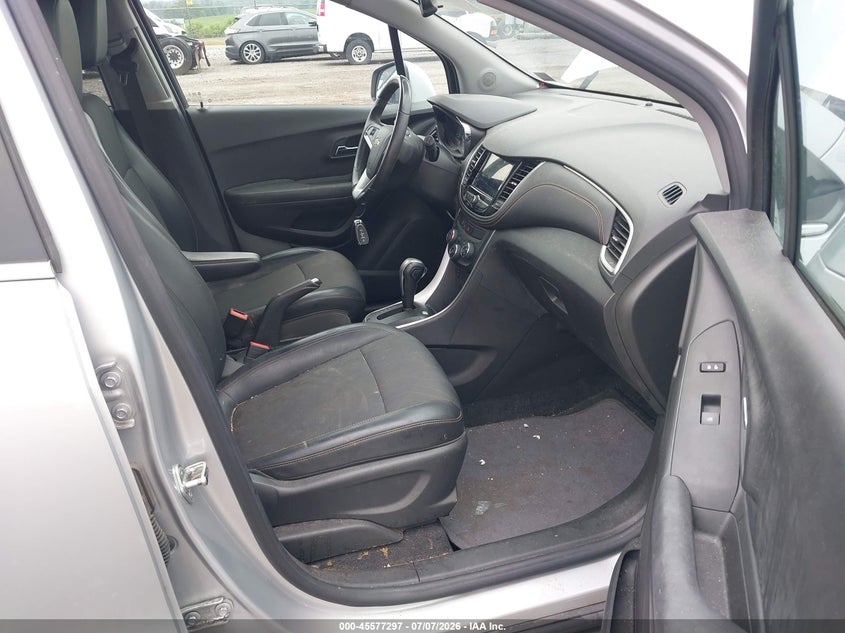 2018 Chevrolet Trax VIN KL7CJPSB7JB711991 IAAI salvage auction — NORMAL WEAR, Clear (Pennsylvania), sold $600 on 2026-07-29 (photo 5)