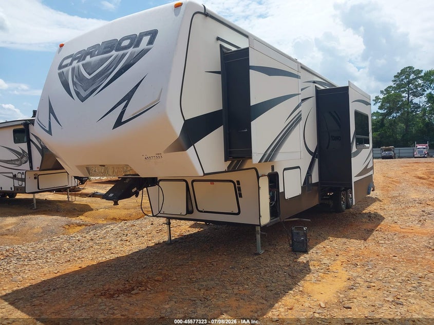 2015 Keystone M3221 VIN 4YDF32721FR805463 IAAI salvage auction — HAIL, Original (Texas), sold $5,500 on 2026-08-27 (photo 2)