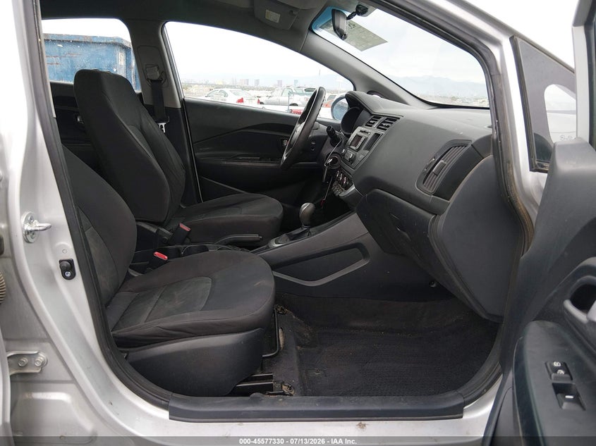 2015 Kia Rio VIN KNADM5A37F6509808 IAAI salvage auction — NORMAL WEAR, Clear (California), sold $600 on 2026-07-24 (photo 5)