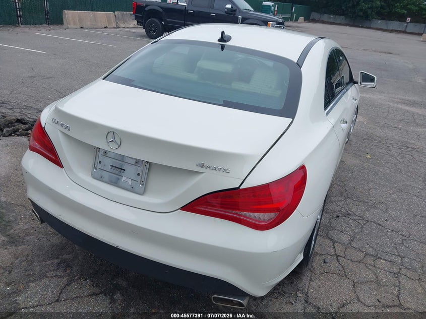 2015 Mercedes-benz Cla-class VIN WDDSJ4GBXFN178312 IAAI salvage auction — NORMAL WEAR, Clear (New York), sold $2,500 on 2026-07-14 (photo 4)