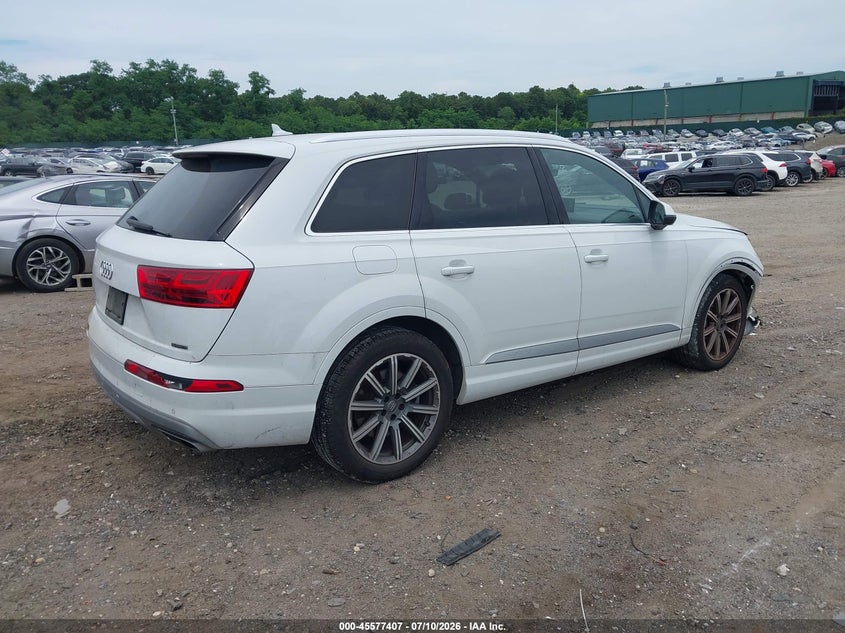 2019 Audi Q7 VIN WA1LHAF7XKD043038 IAAI salvage auction — FRONT END, Mv-907A (New York), sold $7,000 on 2026-07-28 (photo 4)