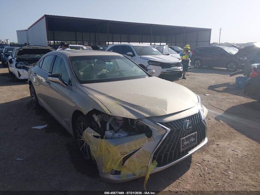 2024 Lexus ES VIN 58ADZ1B19RU184089 — IAAI salvage auction photo