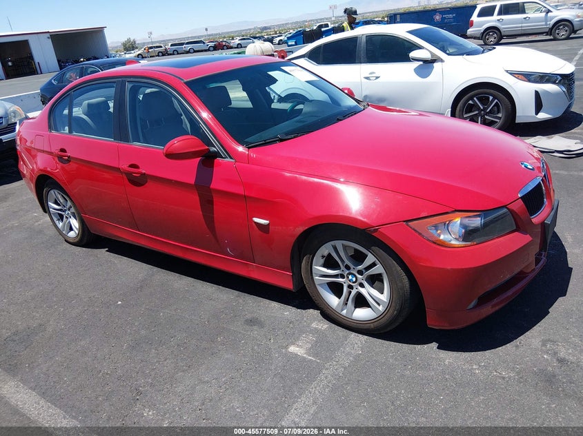 2008 BMW 3er VIN WBAVC53568FZ83015 IAAI salvage auction — NORMAL WEAR, Clear (Washington), sold $425 on 2026-07-31 (photo 1)