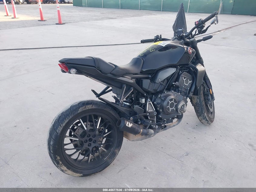 2021 Honda Cb VIN JH2SC8012MK300227 IAAI salvage auction — THEFT, Original (Texas), sold $2,200 on 2026-07-29 (photo 4)