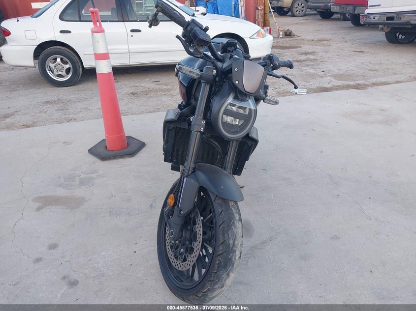 2021 Honda Cb VIN JH2SC8012MK300227 IAAI salvage auction — THEFT, Original (Texas), sold $2,200 on 2026-07-29 (photo 5)