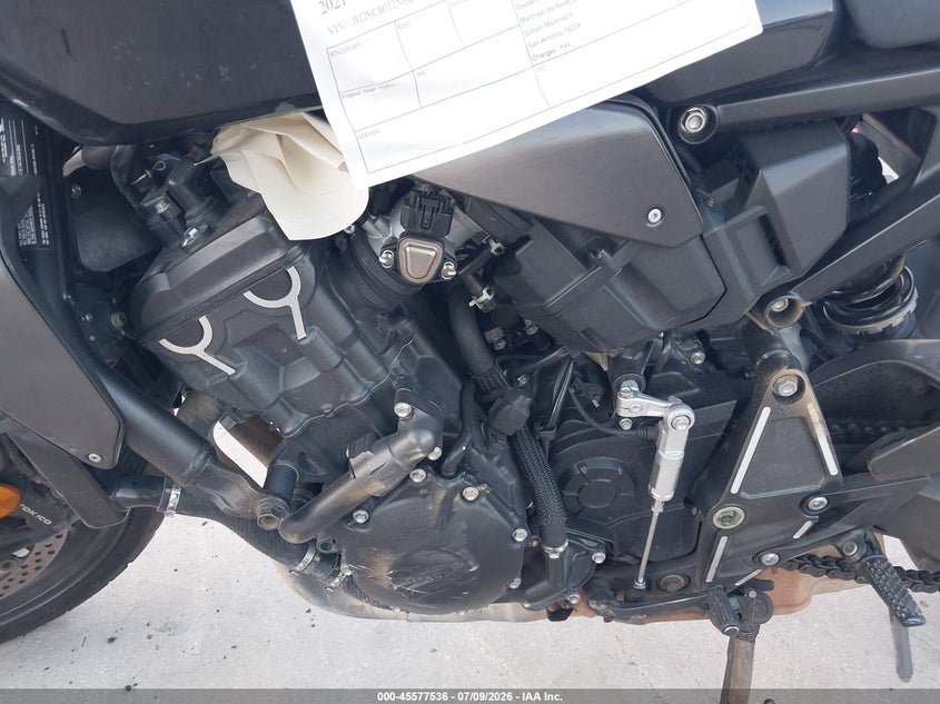 2021 Honda Cb VIN JH2SC8012MK300227 IAAI salvage auction — THEFT, Original (Texas), sold $2,200 on 2026-07-29 (photo 9)