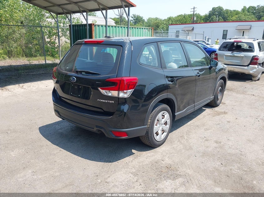 2019 Subaru Forester VIN JF2SKAAC3KH551112 IAAI salvage auction — SIDE, Salvage - Greater Than 75% (Maryland), sold $1,900 on 2026-07-28 (photo 4)