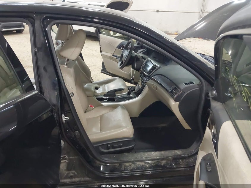 2017 Honda Accord VIN JHMCR6F75HC021803 IAAI salvage auction — REAR END, Salvage (Pennsylvania), sold $2,500 on 2026-07-16 (photo 5)