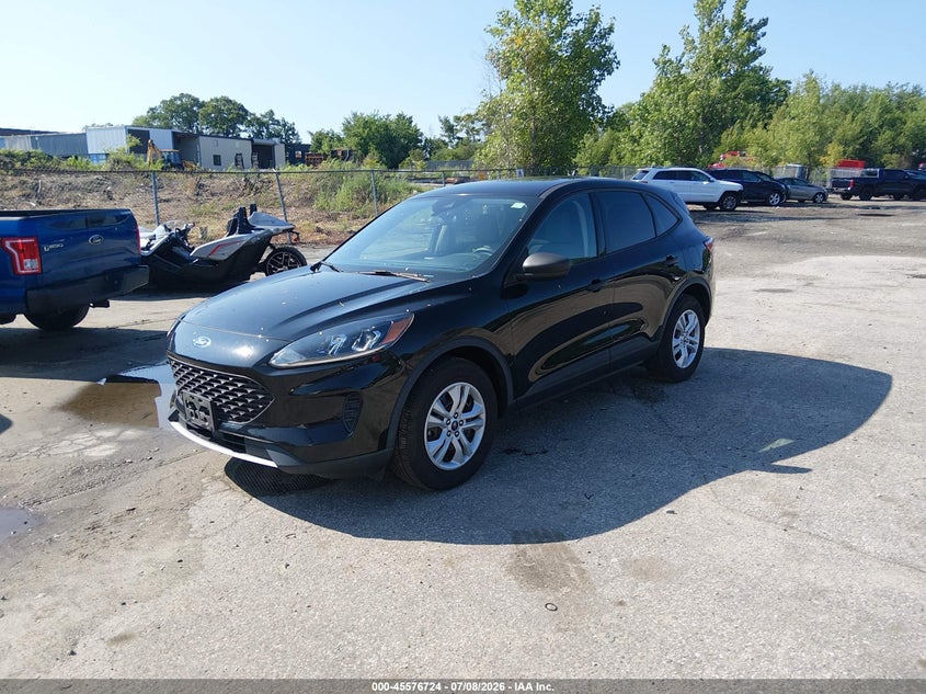 2020 Ford Escape VIN 1FMCU9F63LUC09582 IAAI salvage auction — NORMAL WEAR, SF97 (Rhode Island), sold $7,525 on 2026-07-27 (photo 2)
