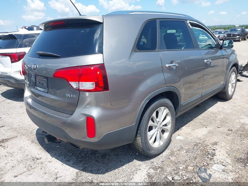 2015 Kia Sorento VIN 5XYKUDA74FG626461 IAAI salvage auction — NORMAL WEAR, Clear - Public Restricted (Oklahoma), sold $1,350 on 2026-07-28 (photo 4)