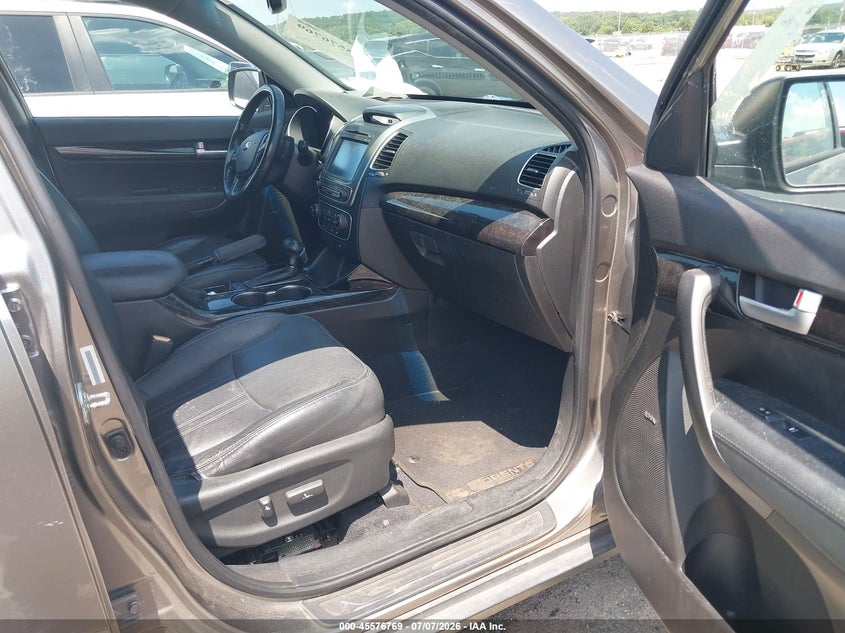 2015 Kia Sorento VIN 5XYKUDA74FG626461 IAAI salvage auction — NORMAL WEAR, Clear - Public Restricted (Oklahoma), sold $1,350 on 2026-07-28 (photo 5)